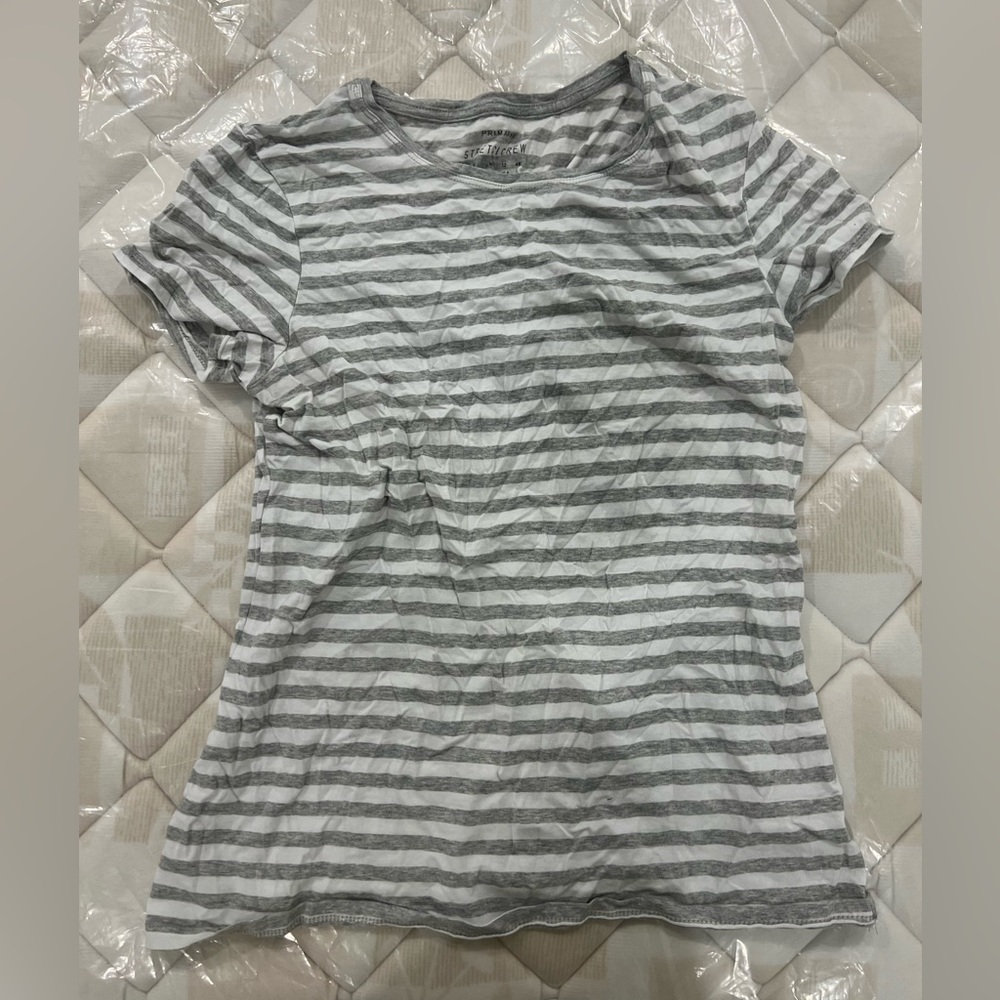Womens Size 12 Gray Striped Tshirt NWOT